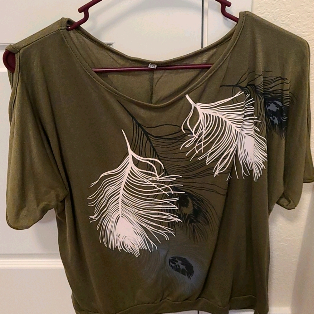 Open should shirt